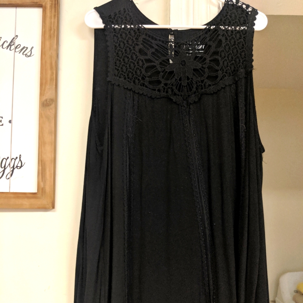 Sleeveless Black Cotton Tank